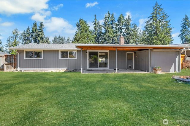 6902 157th Street Ct E, Puyallup, WA 98375