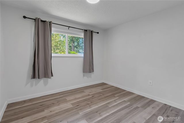 6902 157th Street Ct E, Puyallup, WA 98375