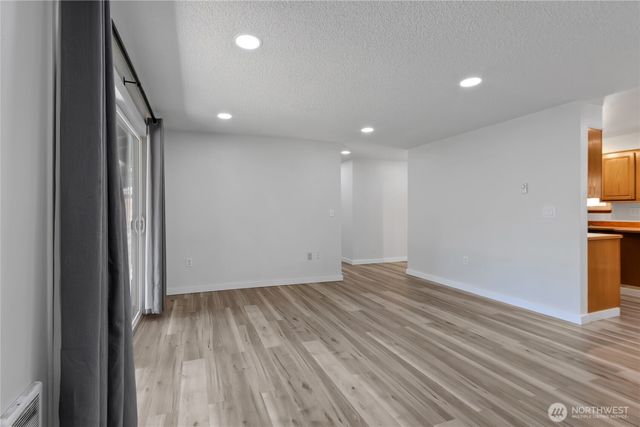 6902 157th Street Ct E, Puyallup, WA 98375