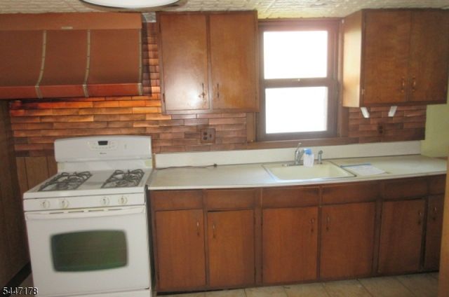 160 Tappan Ave, Belleville Twp., NJ 07109