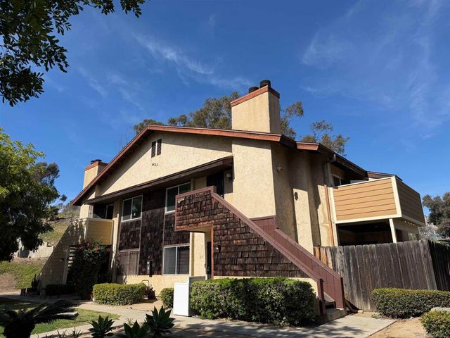 621 R Ave 24, National City, CA 91950