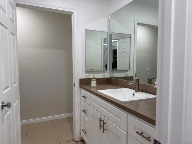 621 R Ave 24, National City, CA 91950