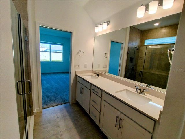 33325 BINDING TIES LANE, Wesley Chapel, FL 33545