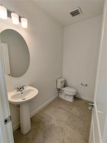 33325 BINDING TIES LANE, Wesley Chapel, FL 33545