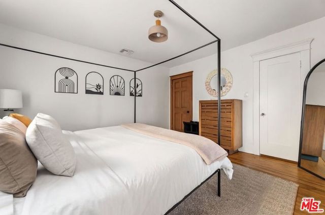 736 Redondo Avenue, Long Beach, CA 90804