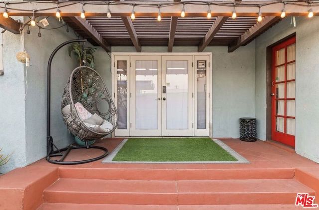 736 Redondo Avenue, Long Beach, CA 90804