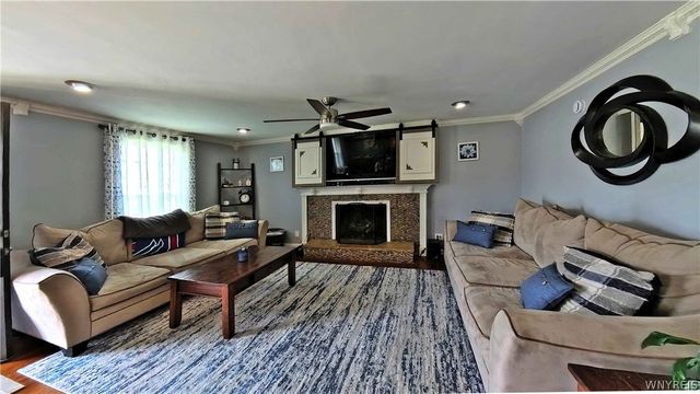 666 Evergreen Drive, Tonawanda, NY 14150