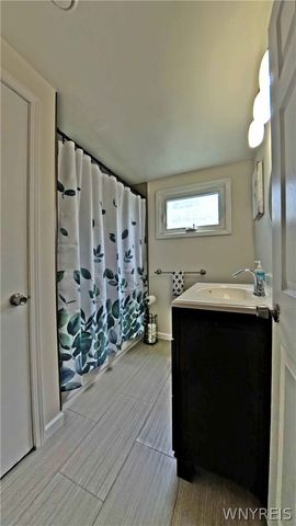 666 Evergreen Drive, Tonawanda, NY 14150