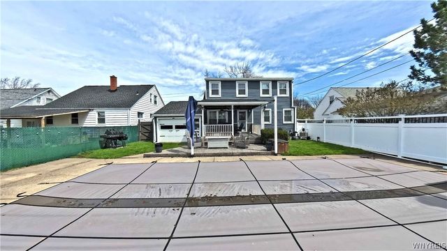 666 Evergreen Drive, Tonawanda, NY 14150