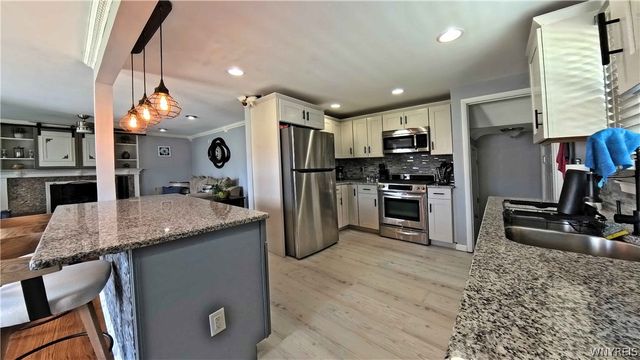 666 Evergreen Drive, Tonawanda, NY 14150
