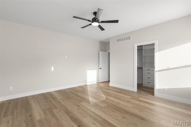 2409 Fiddler's Close Road 111 STB, Washington, MO 63090