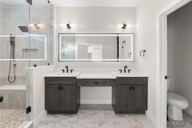 2409 Fiddler's Close Road 111 STB, Washington, MO 63090