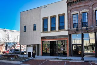 202 W Main Street, Denison, TX 75020