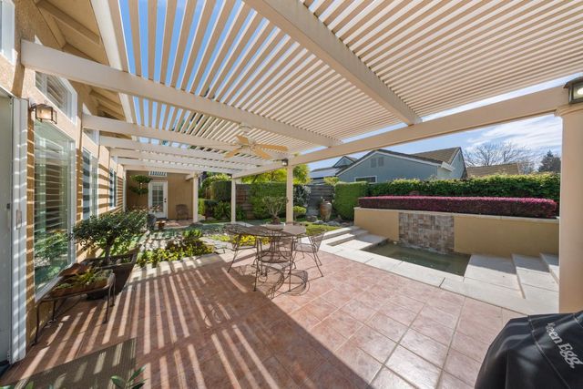 3212 NEW LONDON Ln, Modesto, CA 95355