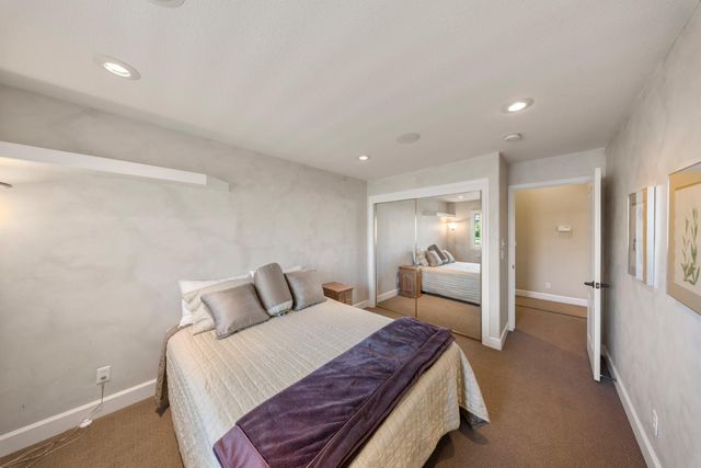 3212 NEW LONDON Ln, Modesto, CA 95355