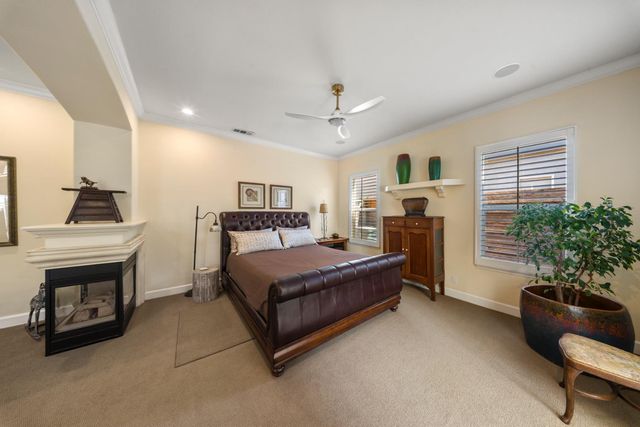 3212 NEW LONDON Ln, Modesto, CA 95355