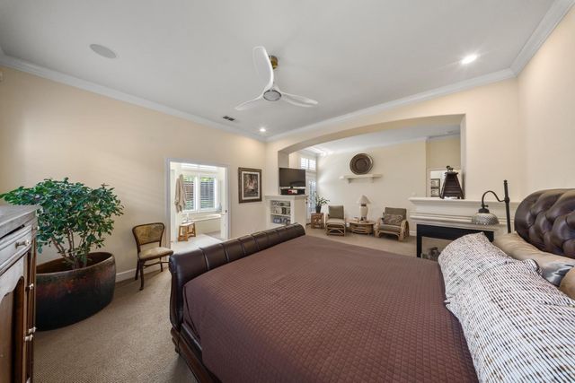 3212 NEW LONDON Ln, Modesto, CA 95355