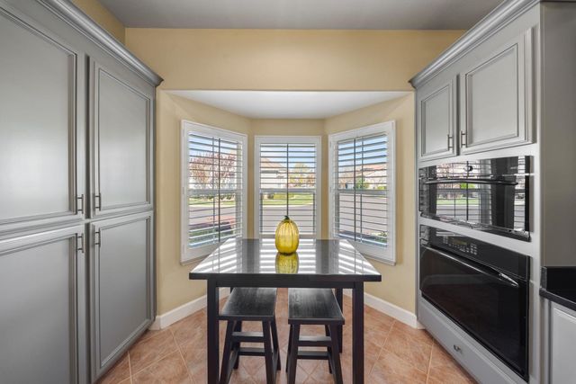 3212 NEW LONDON Ln, Modesto, CA 95355