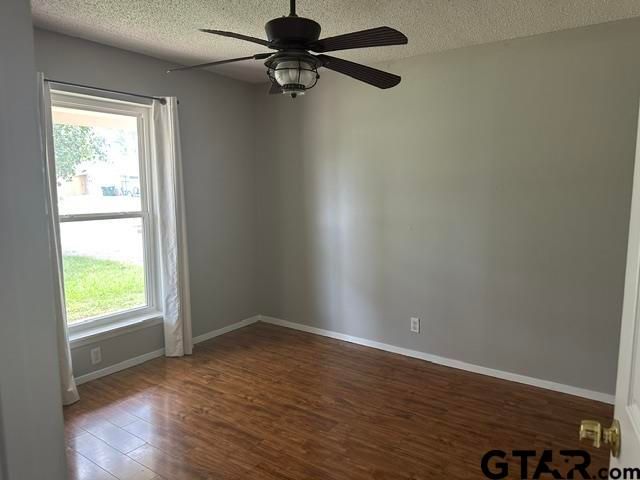 5009 Vicksburg St, Tyler, TX 75703
