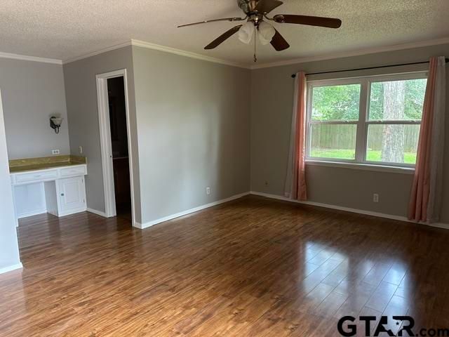 5009 Vicksburg St, Tyler, TX 75703