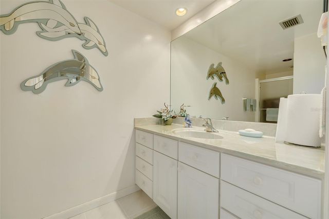 450 TREASURE ISLAND CAUSEWAY 201, Treasure Island, FL 33706