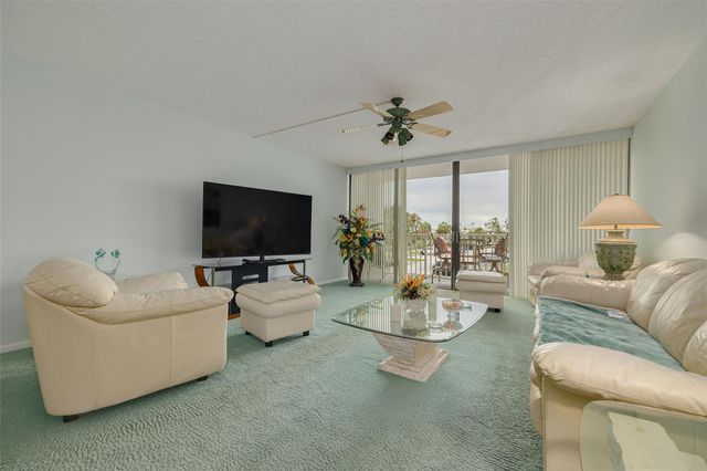 450 TREASURE ISLAND CAUSEWAY 201, Treasure Island, FL 33706