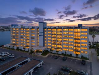 450 TREASURE ISLAND CAUSEWAY 201, Treasure Island, FL 33706