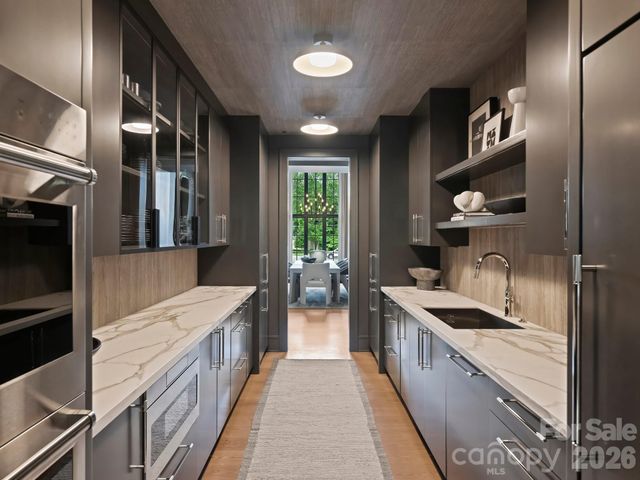 2317 Sharon Lane, Charlotte, NC 28211