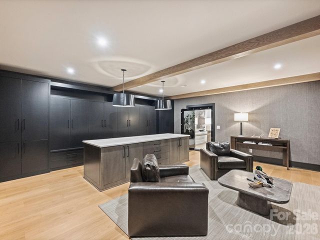 2317 Sharon Lane, Charlotte, NC 28211