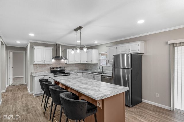 241 Longhorn Drive, Bossier City, LA 71112