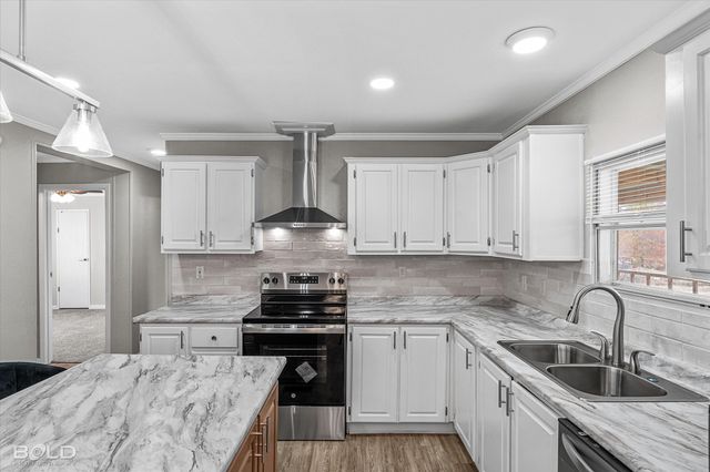 241 Longhorn Drive, Bossier City, LA 71112