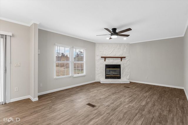 241 Longhorn Drive, Bossier City, LA 71112