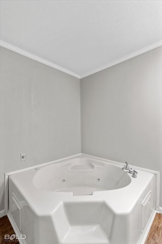 241 Longhorn Drive, Bossier City, LA 71112