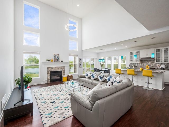 5569 Hibbing Lane, Lewis Center, OH 43035