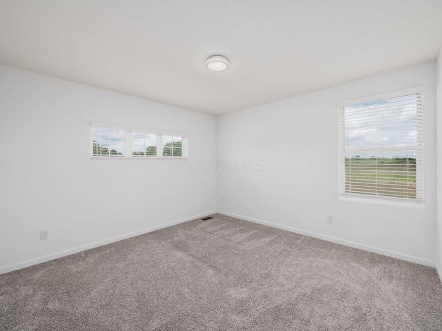 5569 Hibbing Lane, Lewis Center, OH 43035