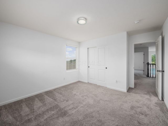 5569 Hibbing Lane, Lewis Center, OH 43035