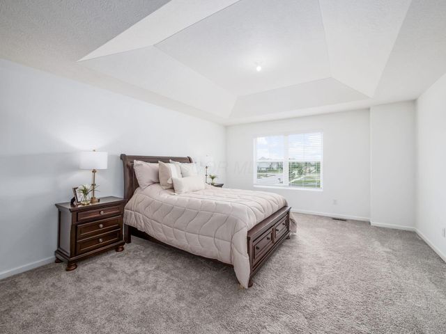 5569 Hibbing Lane, Lewis Center, OH 43035
