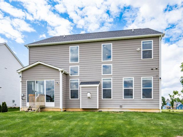 5569 Hibbing Lane, Lewis Center, OH 43035