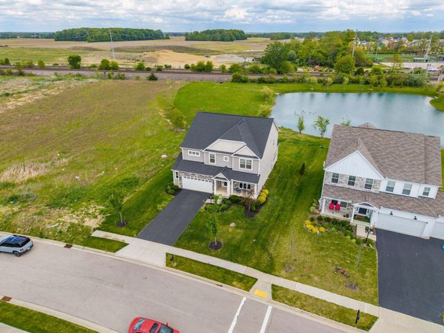 5569 Hibbing Lane, Lewis Center, OH 43035