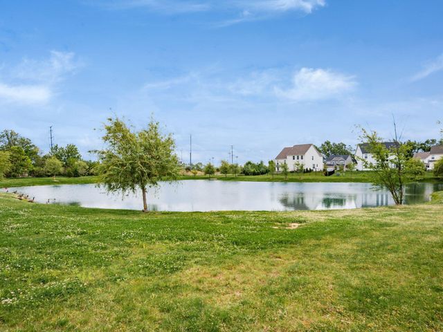 5569 Hibbing Lane, Lewis Center, OH 43035
