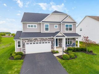 5569 Hibbing Lane, Lewis Center, OH 43035