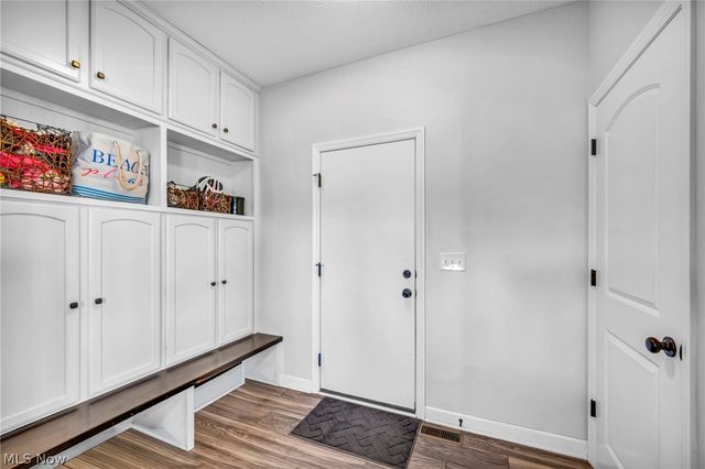 344 Heatherby NE, Hartville, OH 44632