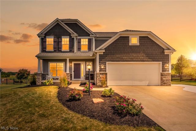 344 Heatherby NE, Hartville, OH 44632