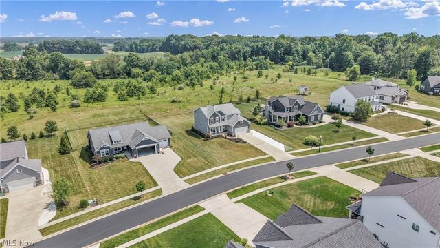 344 Heatherby NE, Hartville, OH 44632