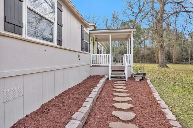 14604 Hasara Lane, Willis, TX 77378