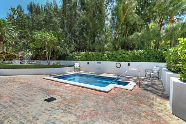 780 NE 69th St 2201, Miami, FL 33138