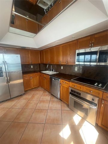 780 NE 69th St 2201, Miami, FL 33138