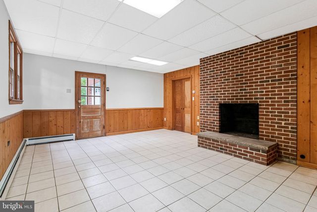 2213 APPLE TREE LN, Silver Spring, MD 20905