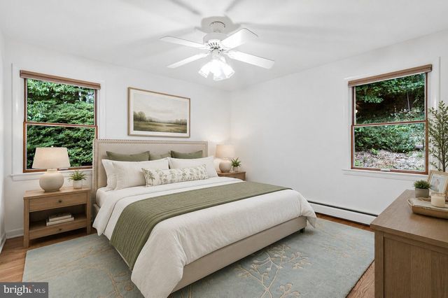 2213 APPLE TREE LN, Silver Spring, MD 20905