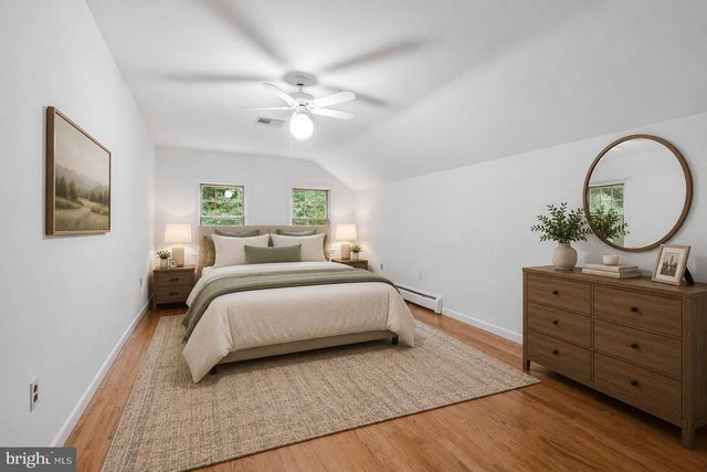 2213 APPLE TREE LN, Silver Spring, MD 20905